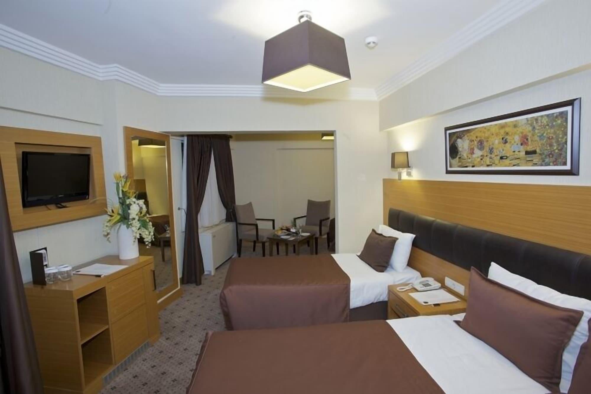 Mirilayon Hotel - Old Town Istanbul Ruang foto