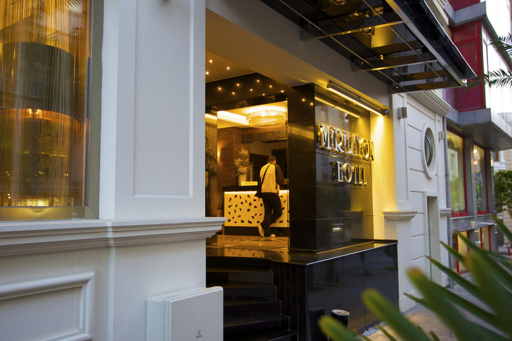 Mirilayon Hotel - Old Town Istanbul Bagian luar foto